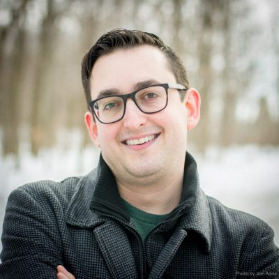 Headshot2018 square